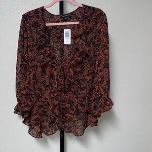 #T257 - NWT Torrid Tiered Ruffle Tie-Front Paisley Blouse -2X